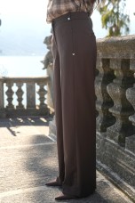Wide-leg pants