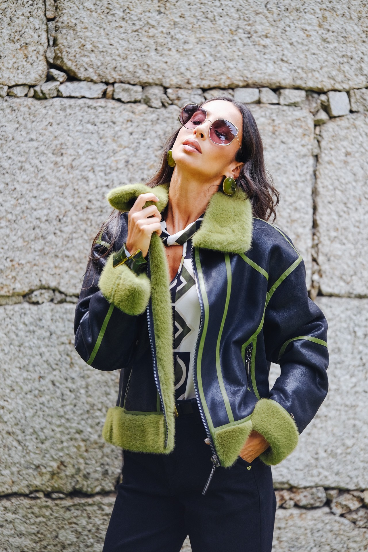 Aviator jacket with fur