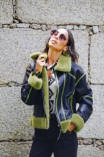 Aviator jacket with fur