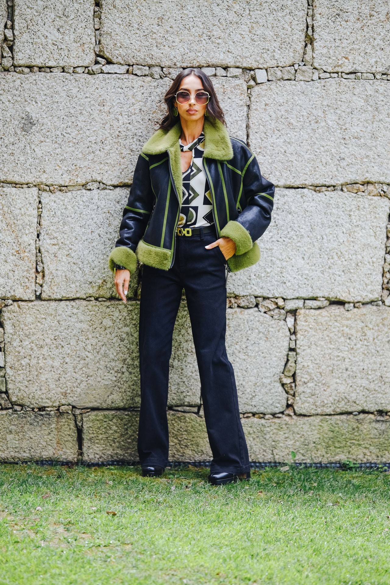 Aviator jacket with fur